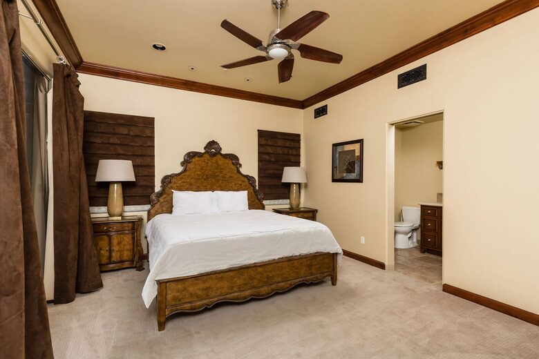 King Bedroom