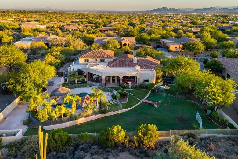 Scottsdale Tropical Oasis with Hawaiian-Style Pool - Scottsdale, Arizona