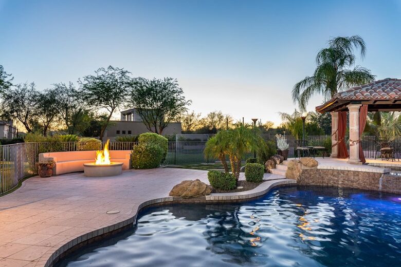 Scottsdale Tropical Oasis with Hawaiian-Style Pool - Scottsdale, Arizona