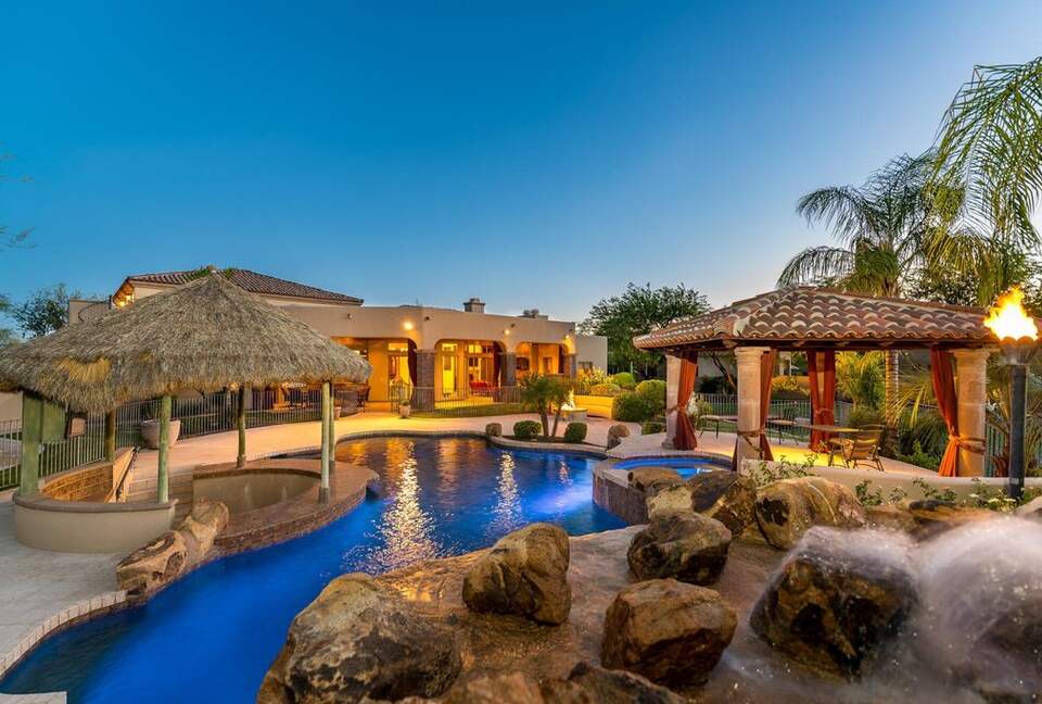 Scottsdale Tropical Oasis with Hawaiian-Style Pool - Scottsdale, Arizona
