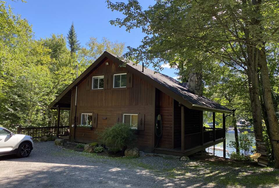 Sunny and Cozy Lake Cabin in Mont-Tremblant - Mont-Tremblant, Canada