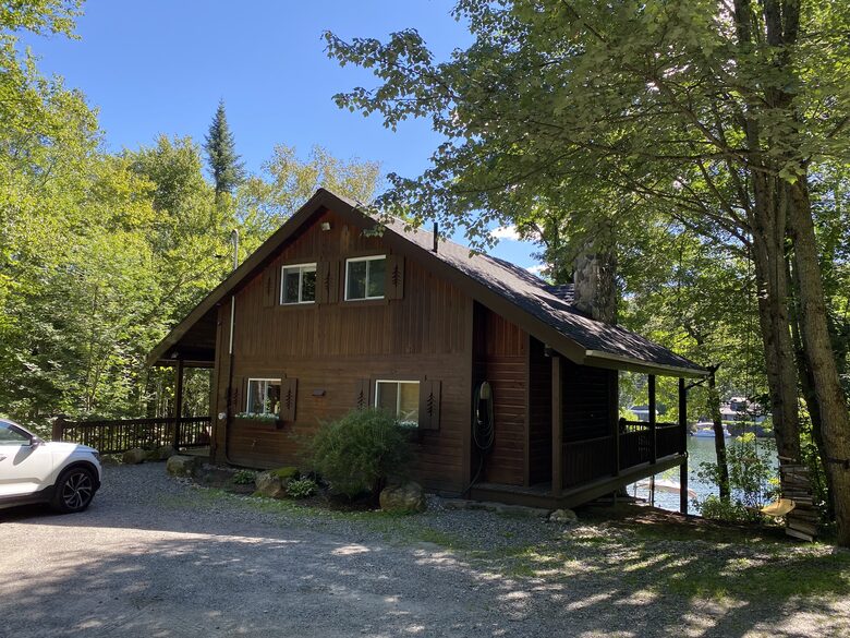 Sunny and Cozy Lake Cabin in Mont-Tremblant - Mont-Tremblant, Canada