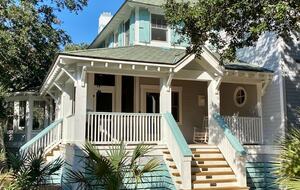 Island Retreat Near Beach & Wildlife - Bald Head Island, North Carolina