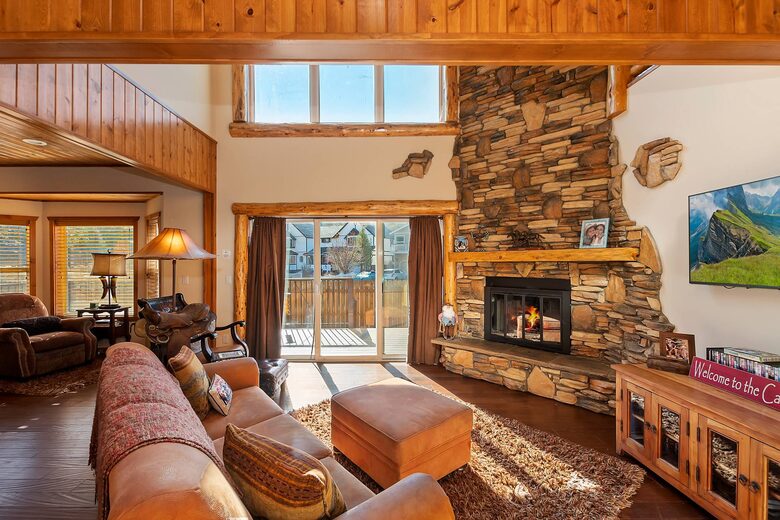 Longhorn Lodge | Spa, Close to Snow Summit, Pet Friendly - Big Bear Lake, California