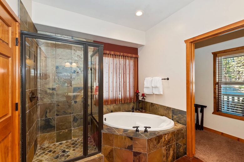Longhorn Lodge | Spa, Close to Snow Summit, Pet Friendly - Big Bear Lake, California