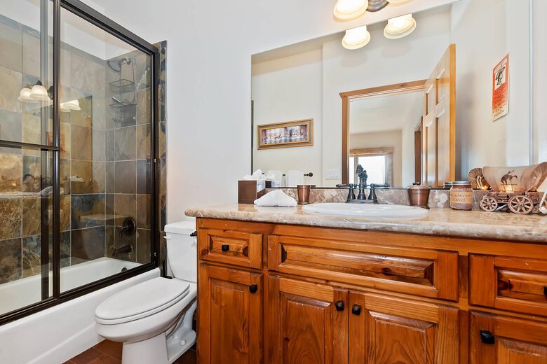 Longhorn Lodge | Spa, Close to Snow Summit, Pet Friendly - Big Bear Lake, California
