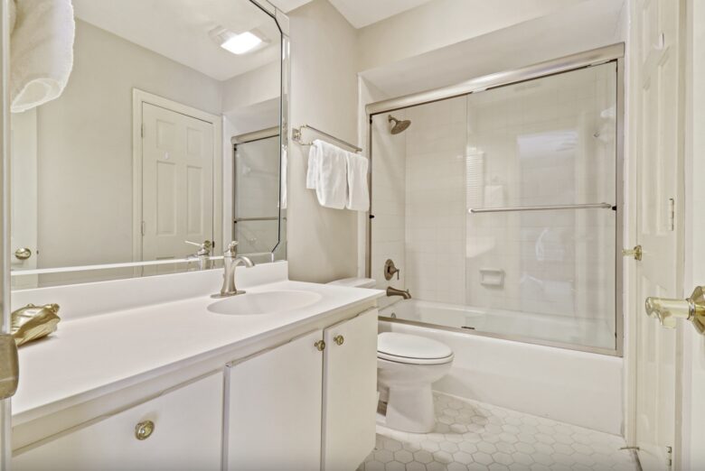 Elegant Hilton Head Island Retreat with Private Pool - Hilton Head Island, South Carolina
