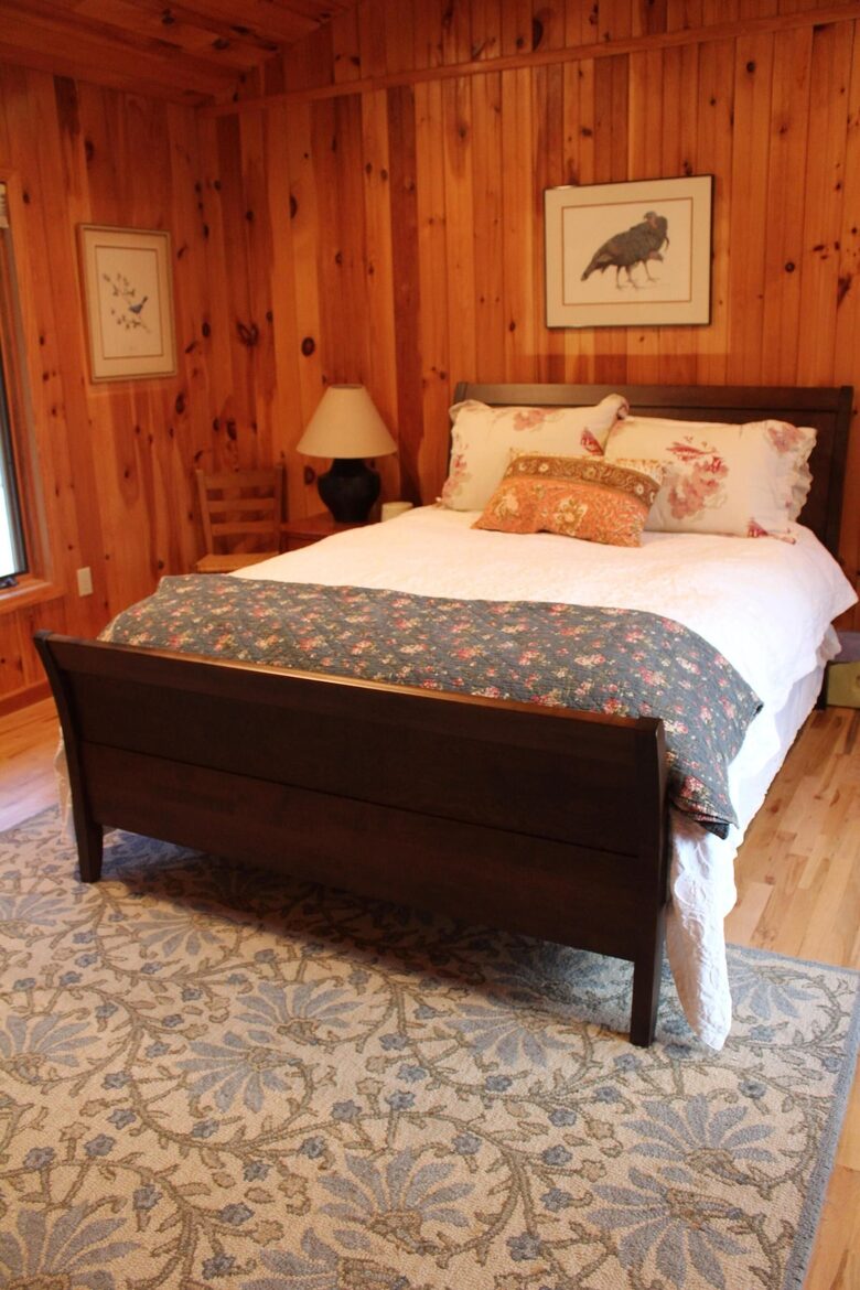 Lakefront Getaway on Fontana Lake Private with Dock Pontoon - Bryson City, North Carolina