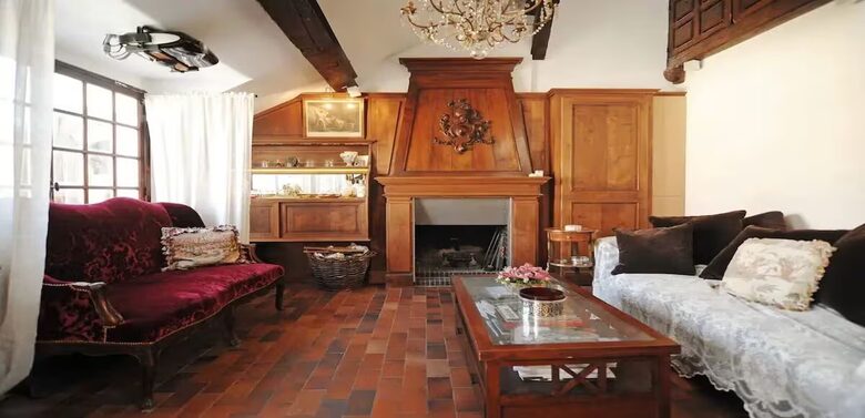 French Luxury in Ile Saint Louis - Paris, France