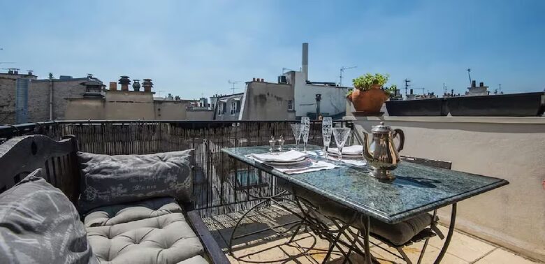 French Luxury in Ile Saint Louis - Paris, France
