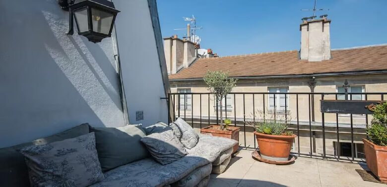 French Luxury in Ile Saint Louis - Paris, France