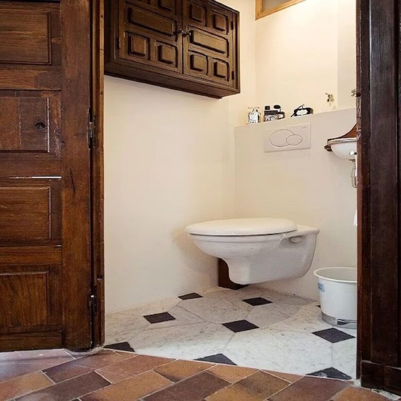 French Luxury in Ile Saint Louis - Paris, France