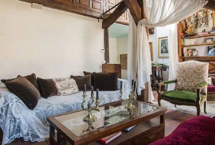 French Luxury in Ile Saint Louis - Paris, France