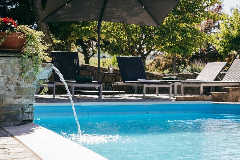Bosco Bracco: Scenic Hilltop Vineyard Retreat in Asti - Canelli, Italy