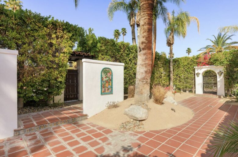 The Lucy House: Chic Palm Springs Retreat - Palm Springs, California