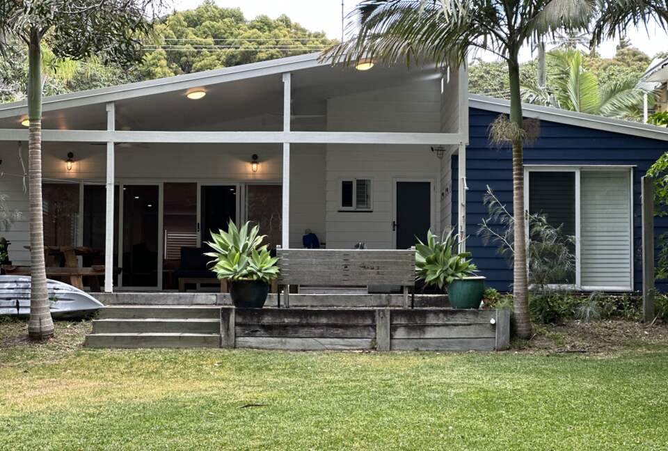 Stradbroke Island Getaway - Point Lookout, Australia