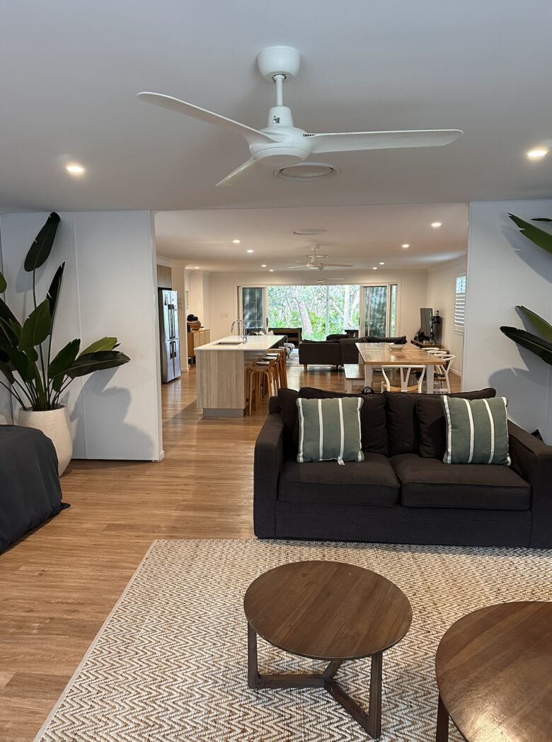 Stradbroke Island Getaway - Point Lookout, Australia