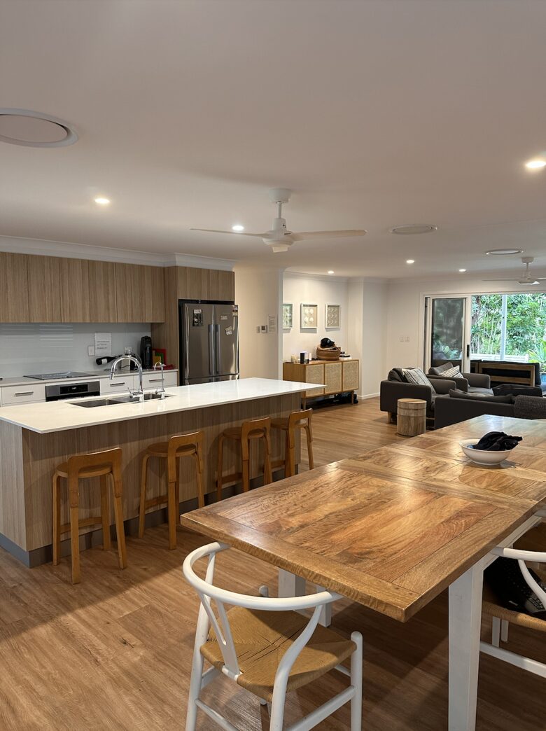 Stradbroke Island Getaway - Point Lookout, Australia