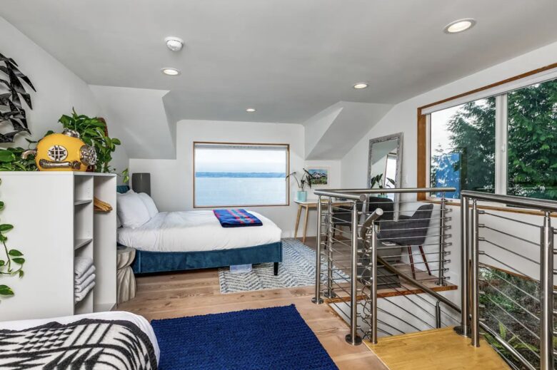 SaltWood | Zenith Waterfront Retreat - Kingston, Washington