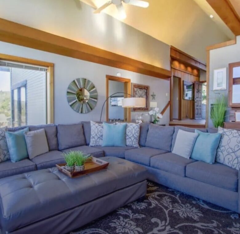 Oceanfront w/ sweeping views, decks, hot tub and dog friendly! Gualala/ Sea Ranch - Gualala, California