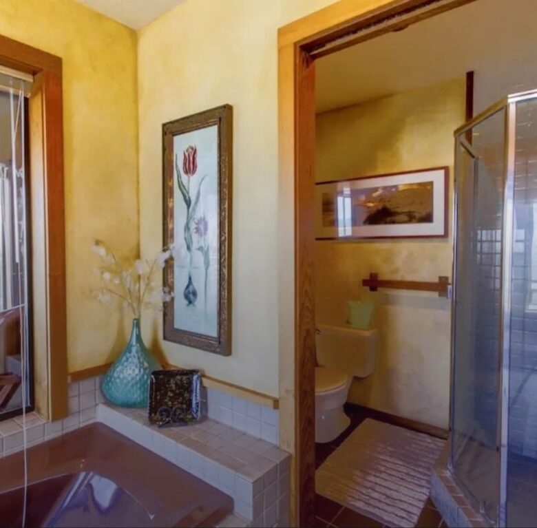 Oceanfront w/ sweeping views, decks, hot tub and dog friendly! Gualala/ Sea Ranch - Gualala, California