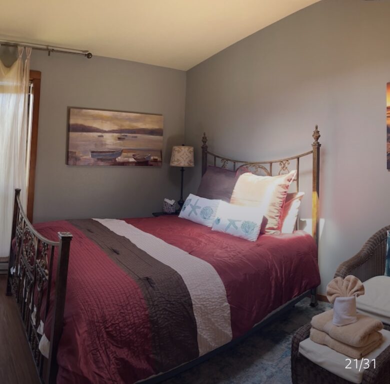 Oceanfront w/ sweeping views, decks, hot tub and dog friendly! Gualala/ Sea Ranch - Gualala, California