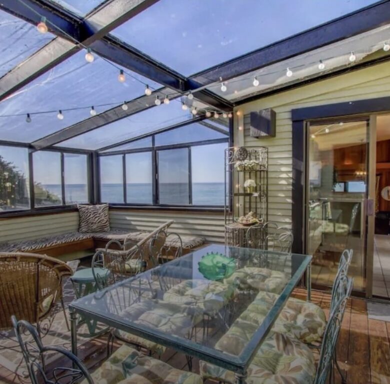 Oceanfront w/ sweeping views, decks, hot tub and dog friendly! Gualala/ Sea Ranch - Gualala, California