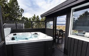 Iceland Golden Circle Lake View Cabin - Selfoss, Iceland