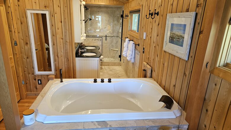 Master Bed to Bath Perspective