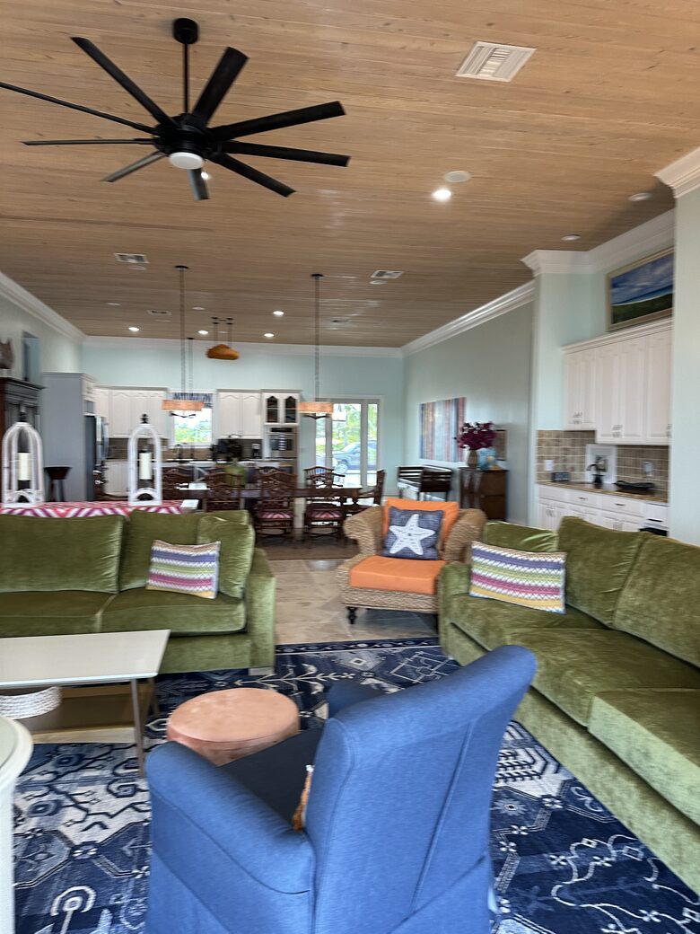 Spacious Waterfront Haven in Bahamas, Treasure Cay - Treasure cay, Bahamas