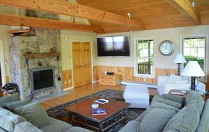 Lake Winnipesaukee Lakehouse - Tuftonboro, New Hampshire
