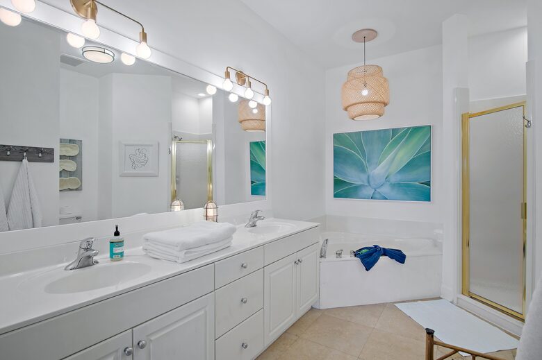 Stylish Beach Condo on 30A - Inlet Beach, Florida