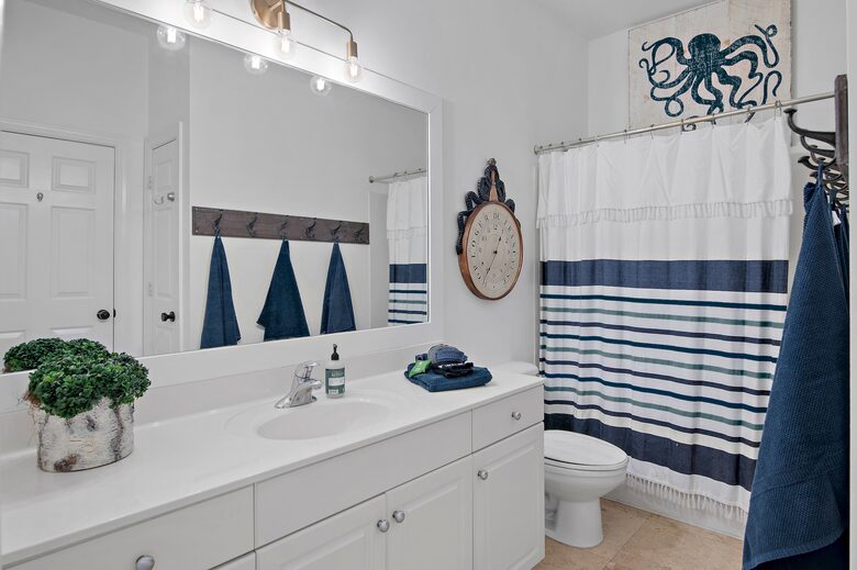 Stylish Beach Condo on 30A - Inlet Beach, Florida