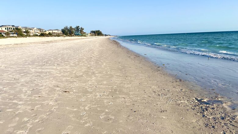 Tropical Beach House | Private & Luxurious with Beach View, Pool, Spa, and Steps to Sand! - Bradenton Beach, Florida