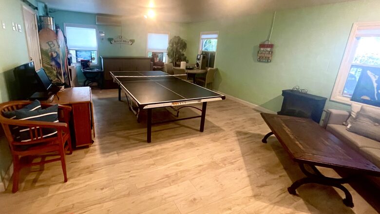 Tropical Beach House | Private & Luxurious with Beach View, Pool, Spa, and Steps to Sand! - Bradenton Beach, Florida