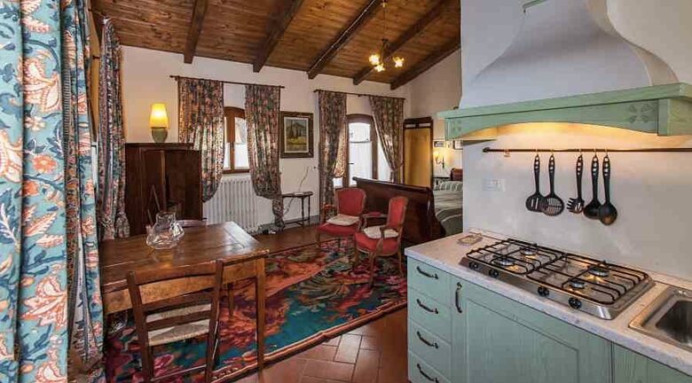 Agriturismo Borgo Santa Lucia - Castiglion Fiorentino, Italy