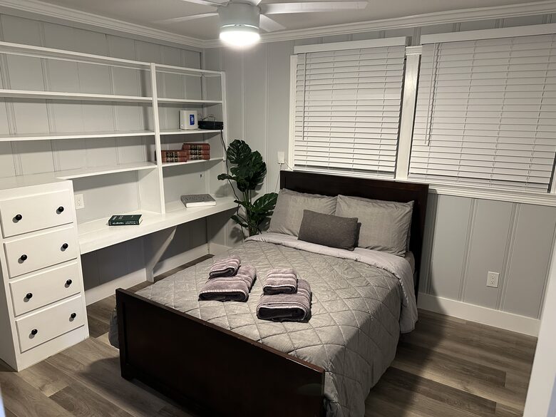 Casa de la Colina | Close to The University of Alabama - Tuscaloosa, Alabama