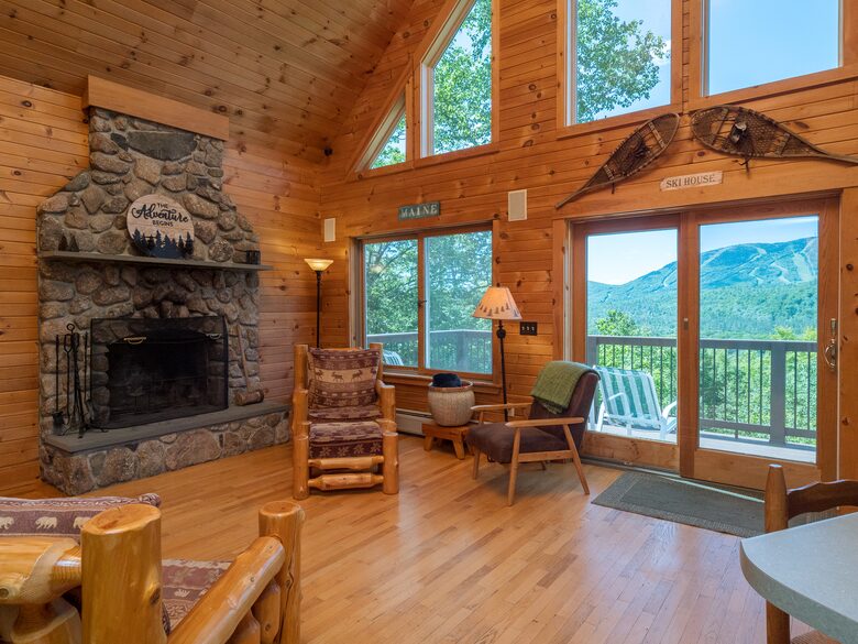 Sunday River Getaway | Minutes from the Mountain! - Newry, Maine
