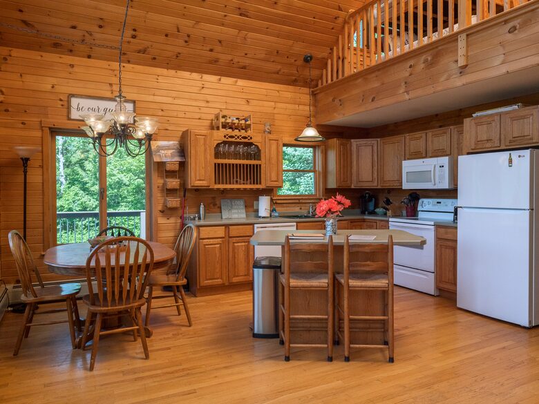 Sunday River Getaway | Minutes from the Mountain! - Newry, Maine