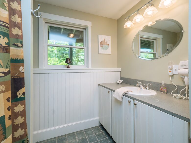 Sunday River Getaway | Minutes from the Mountain! - Newry, Maine