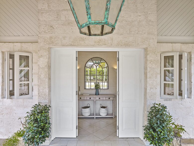Queens Tower Private Boutique House - Holetown, Barbados
