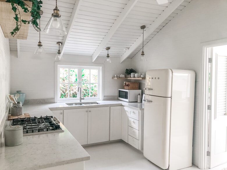 Cottage kitchen