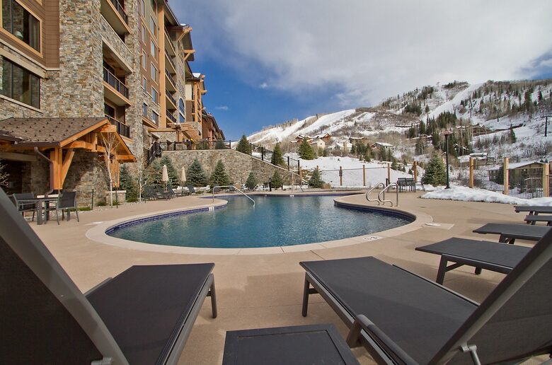 Mountain Meltaway | Moving Mountains Getaway - Steamboat Spring, Colorado