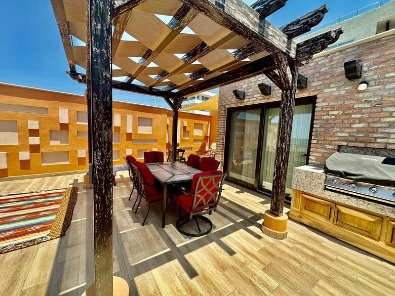 Elegant Baja Home with Rooftop and Stunning Ocean Views - La Paz, Mexico
