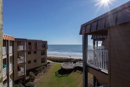 Charming Top-Floor Condo with Beach Views - North Topsail Beach, North Carolina