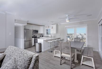 Charming Top-Floor Condo with Beach Views - North Topsail Beach, North Carolina