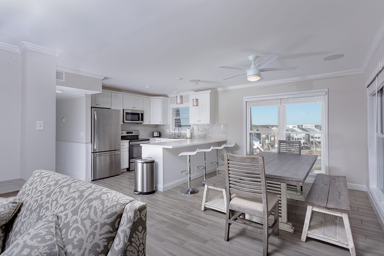Charming Top-Floor Condo with Beach Views - North Topsail Beach, North Carolina