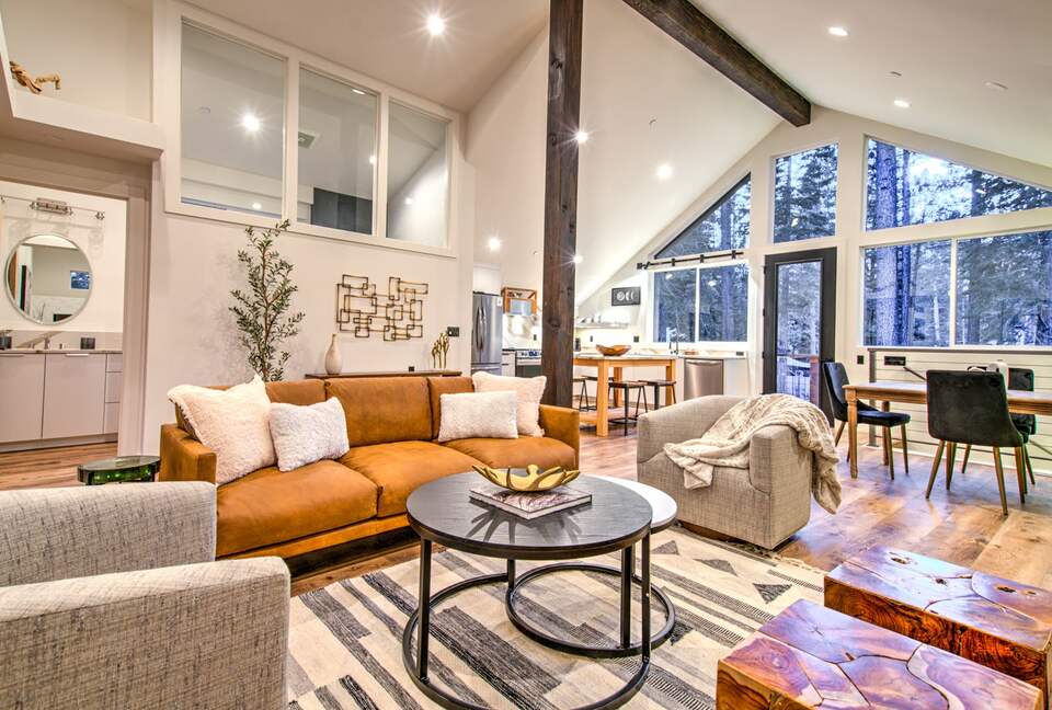 Bright and Open South Lake Tahoe Home - South Lake Tahoe, California