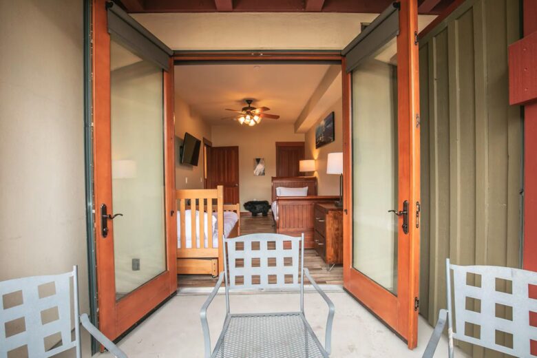 Luxury Alpine Retreat w Stunning Views & Summer/Fall Adventures at Palisades Tahoe - Olympic Valley, California