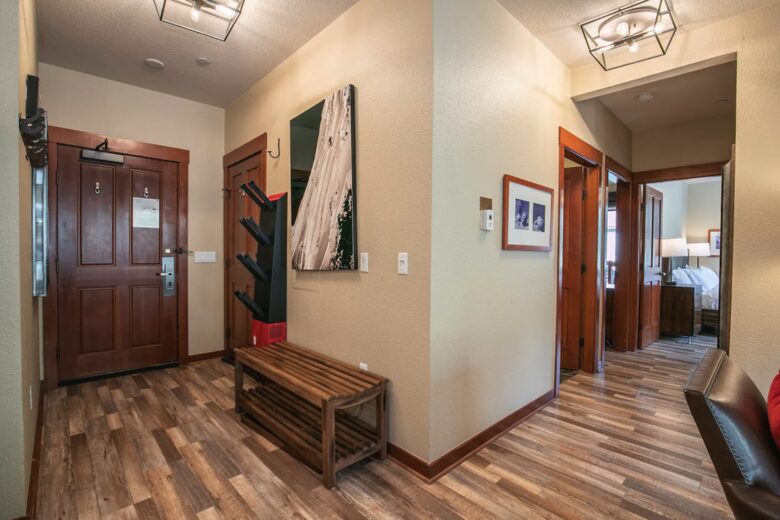 Luxury Alpine Retreat w Stunning Views & Summer/Fall Adventures at Palisades Tahoe - Olympic Valley, California